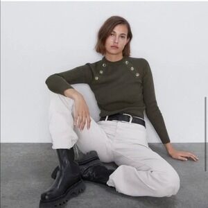 Zara Dark Green Buttoned Crew Neck Sweater